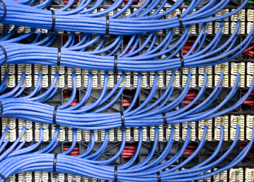 Material de conectividad e instalación oculta